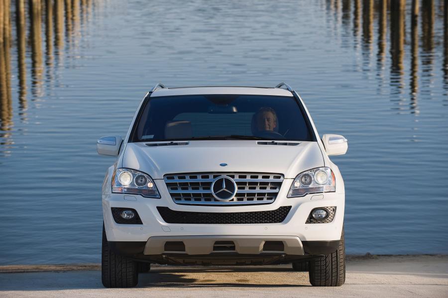  Mercedes-Benz ML320 BlueTEC 2009 года  (фото 16 из 21)